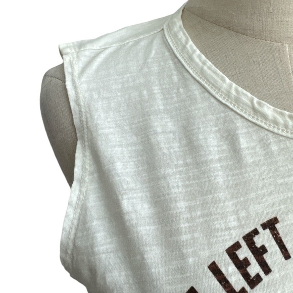 Junk Gypsy I Left My Heart In Round Top Cream Brown Graphic Tank Top Size Small - Picture 2 of 9